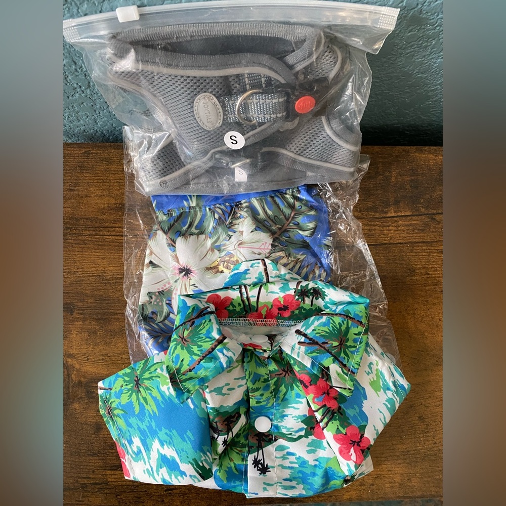 Small dog bundle!!! Two Hawaiian shirts and brand new harness.